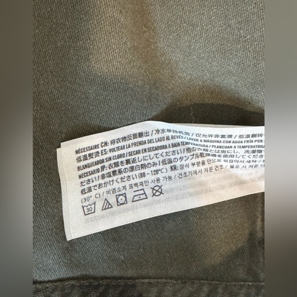 Abercrombie & Fitch Camo Cargo Pants Size 2 Slim Boyfriend - Picture 7 of 7